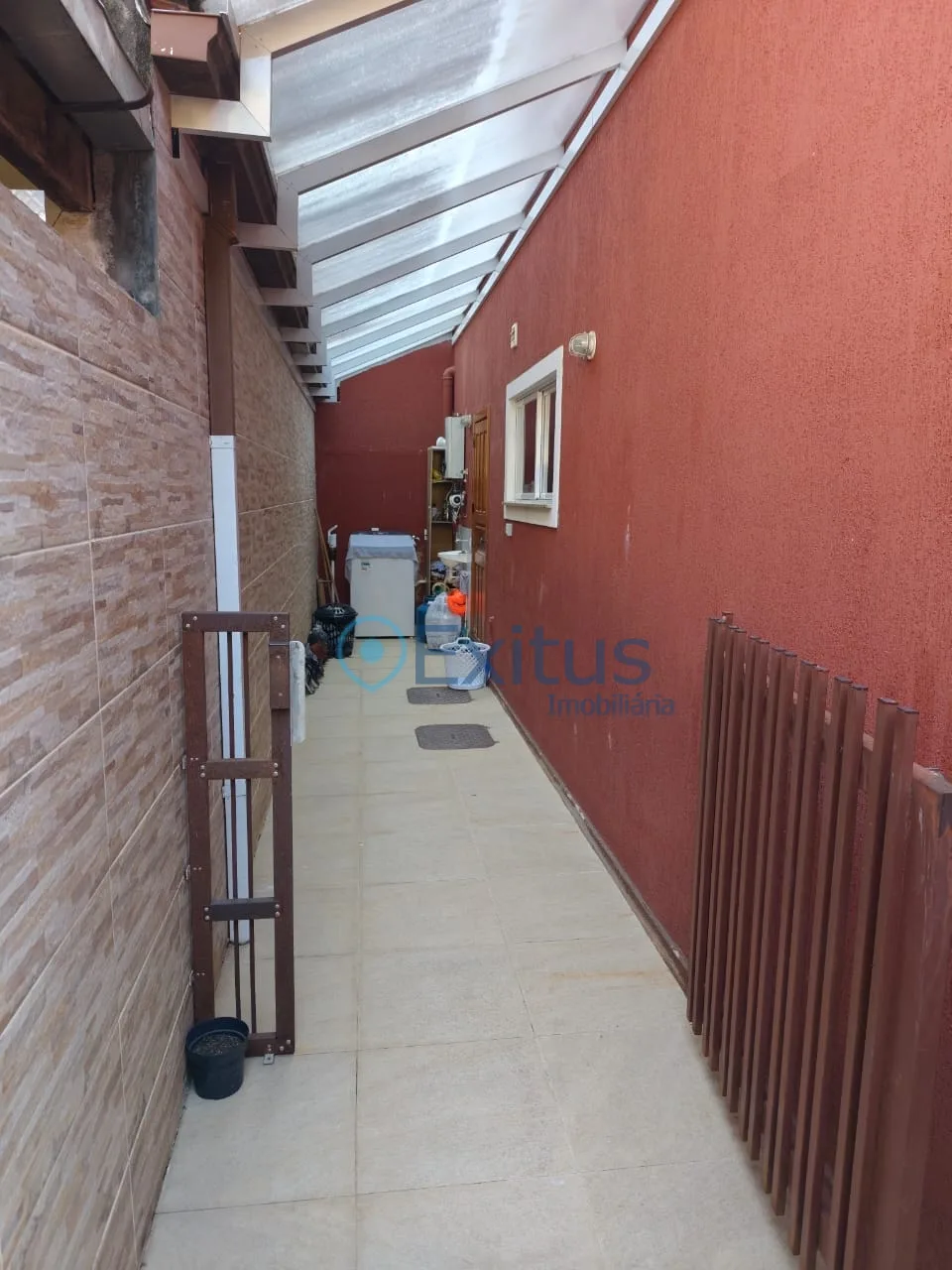 Adorável Casa em Condomínio no Vale Feliz - Foto 2