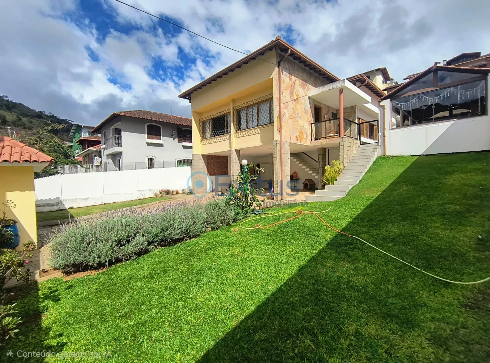 Imponente Casa na Tijuca - Foto 1