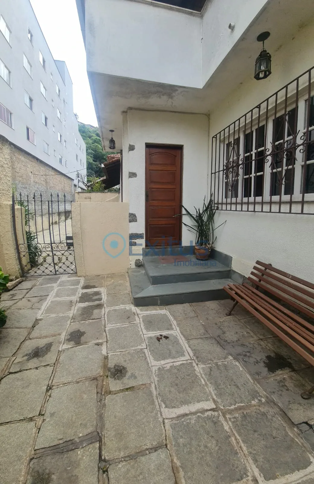 CASA DUPLEX À VENDA NA VÁRZEA – CONFORTO, ESPAÇO E ÁREA GOURMET EM TERESÓPOLIS/RJ - Foto 11