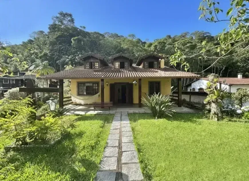 Exclusividade, Sofisticação e Espaço na Granja Comary – Teresópolis/RJ - Foto 1