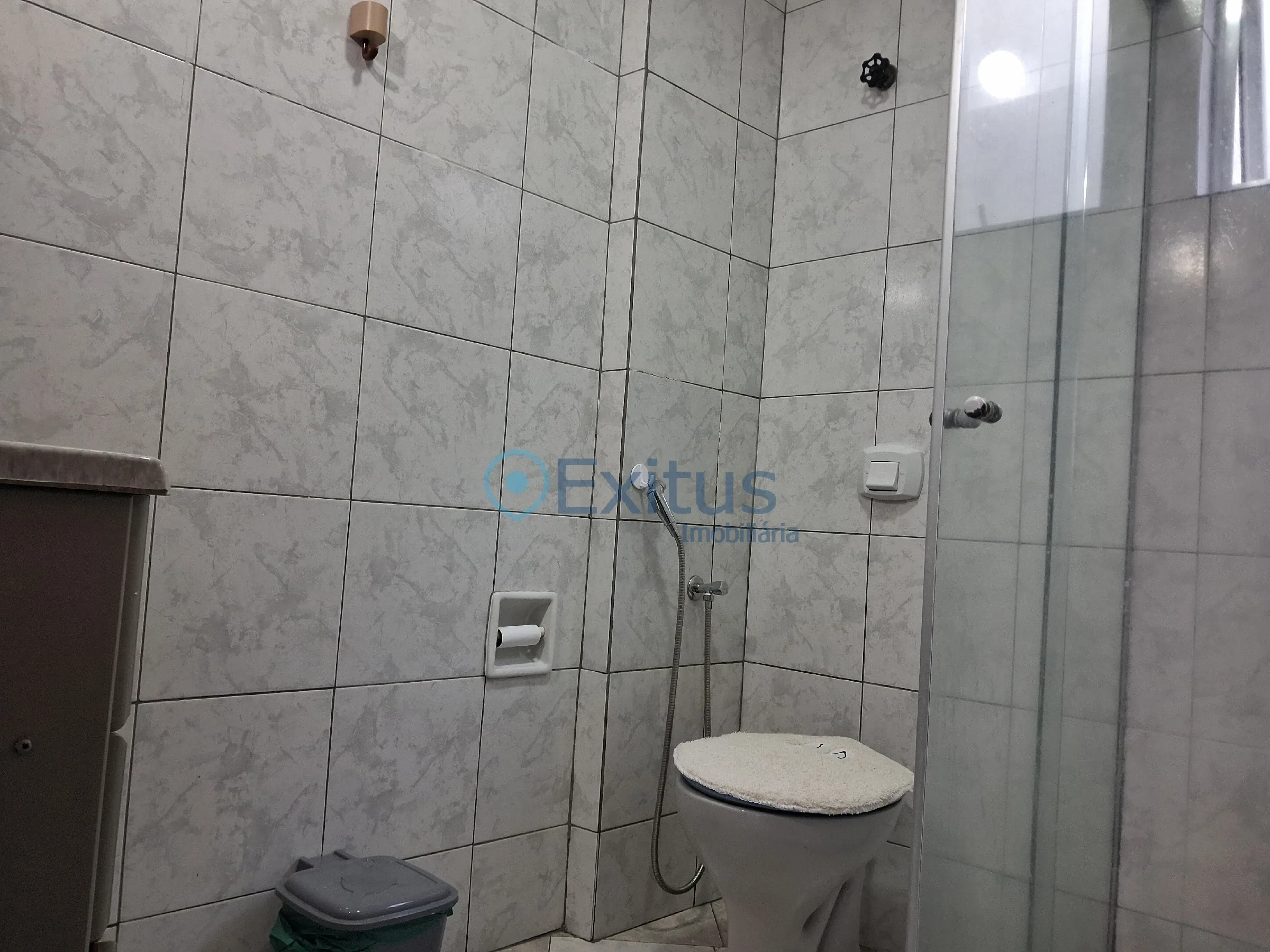 Apto. com 2 quartos e escritório bem no centro comercial - Foto 6