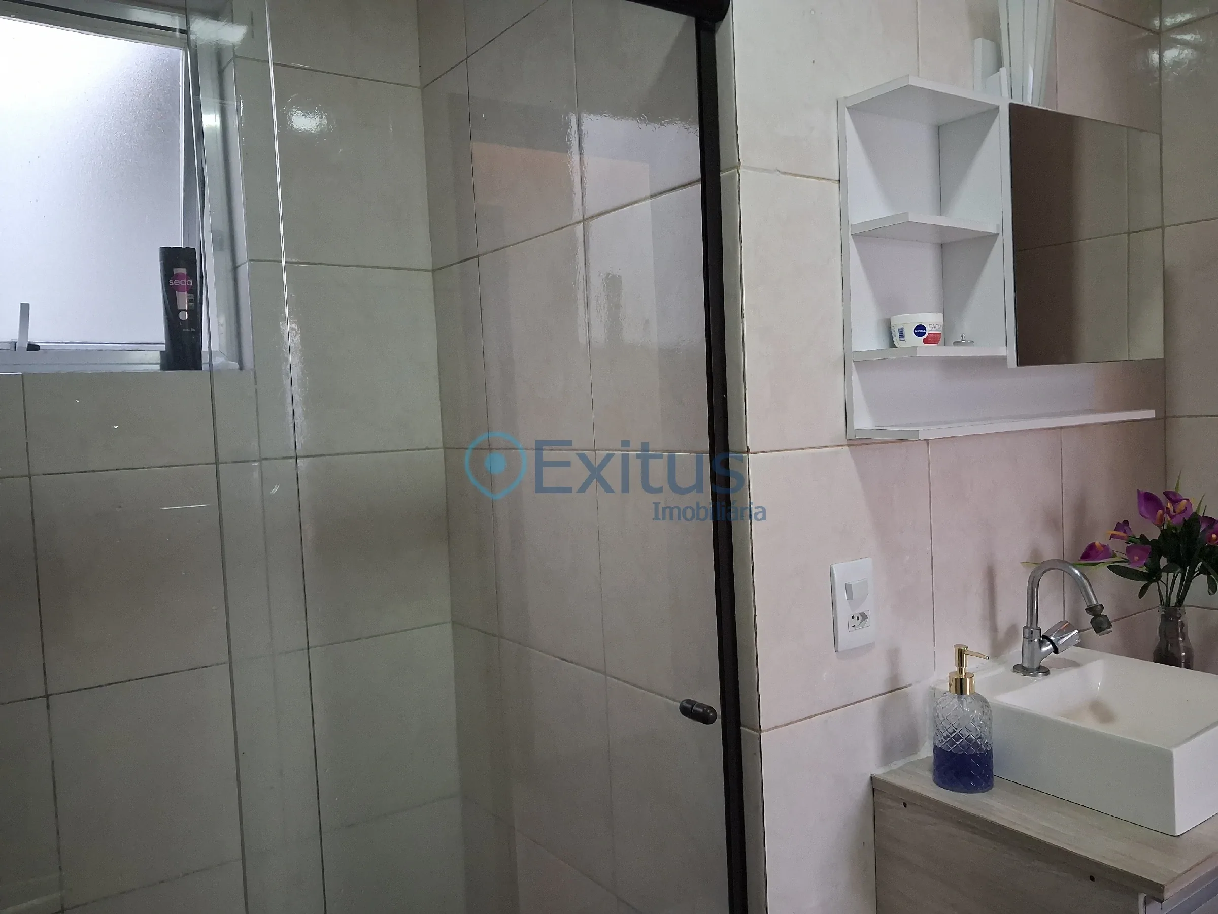 Apto. com 2 quartos e escritório bem no centro comercial - Foto 7