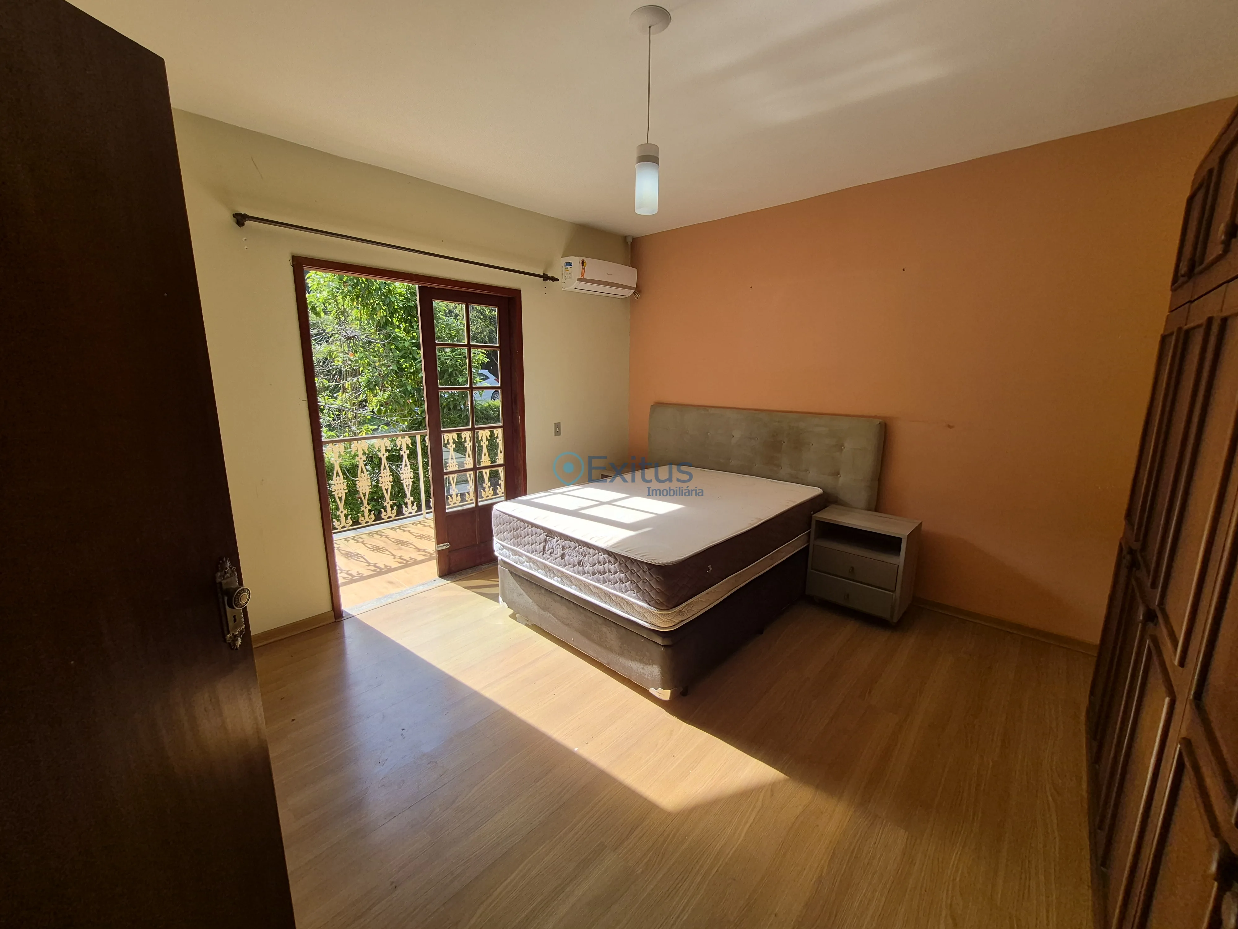 Casa à venda com 5 quartos e 2 suítes em Serrinha, Teresópolis - Miniatura 25