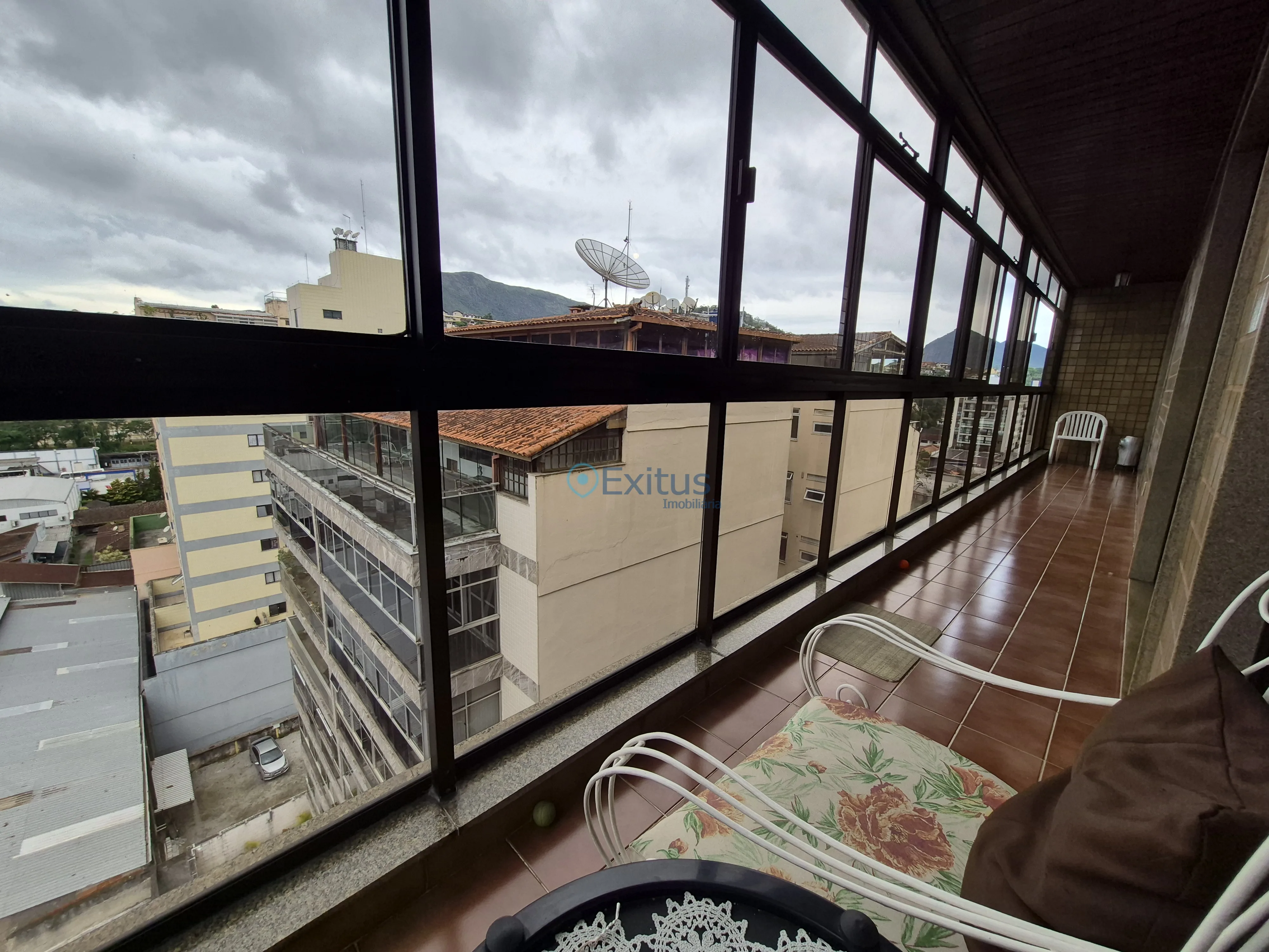 Apartamento à venda com 1 quarto e 1 suíte em Várzea, Teresópolis - Miniatura 8